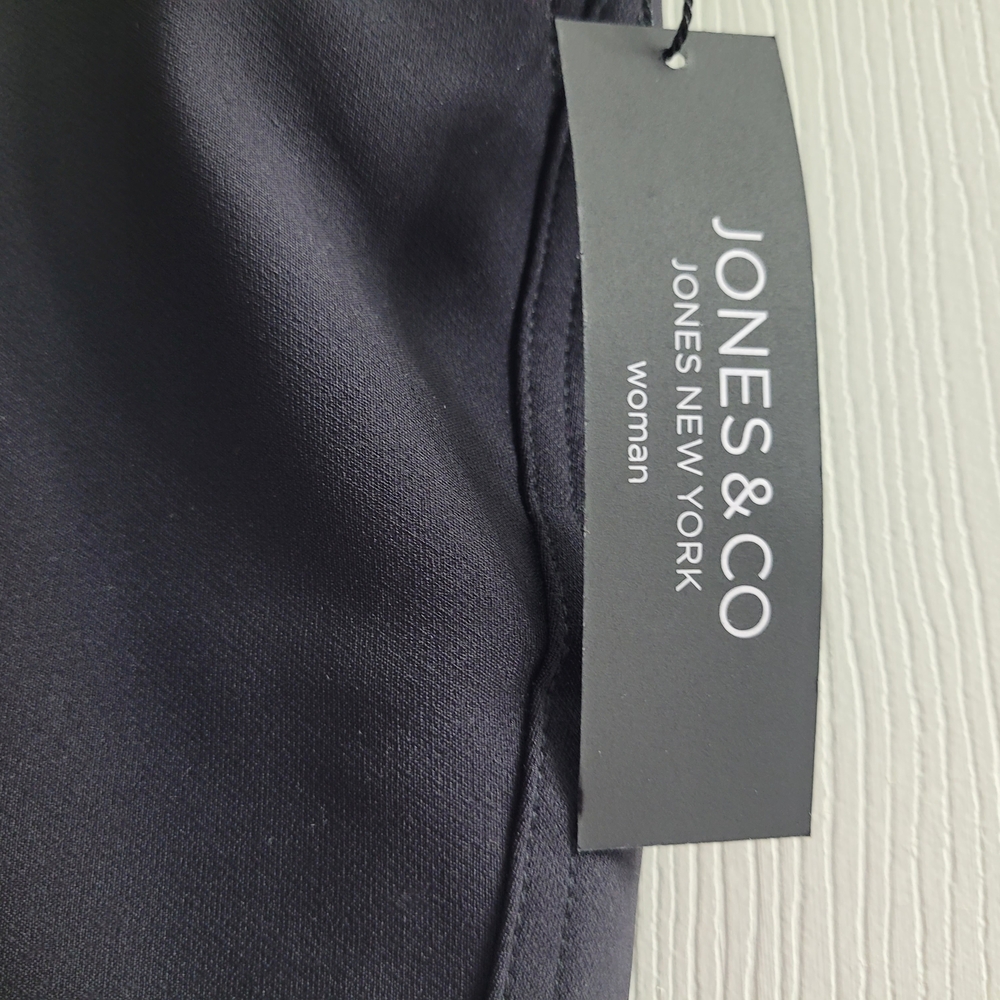 Jones New York Classic Black Straight Leg Pants - Picture 3 of 3
